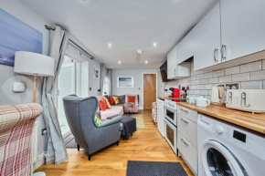 4 Princess Green - Portrush by the Sea